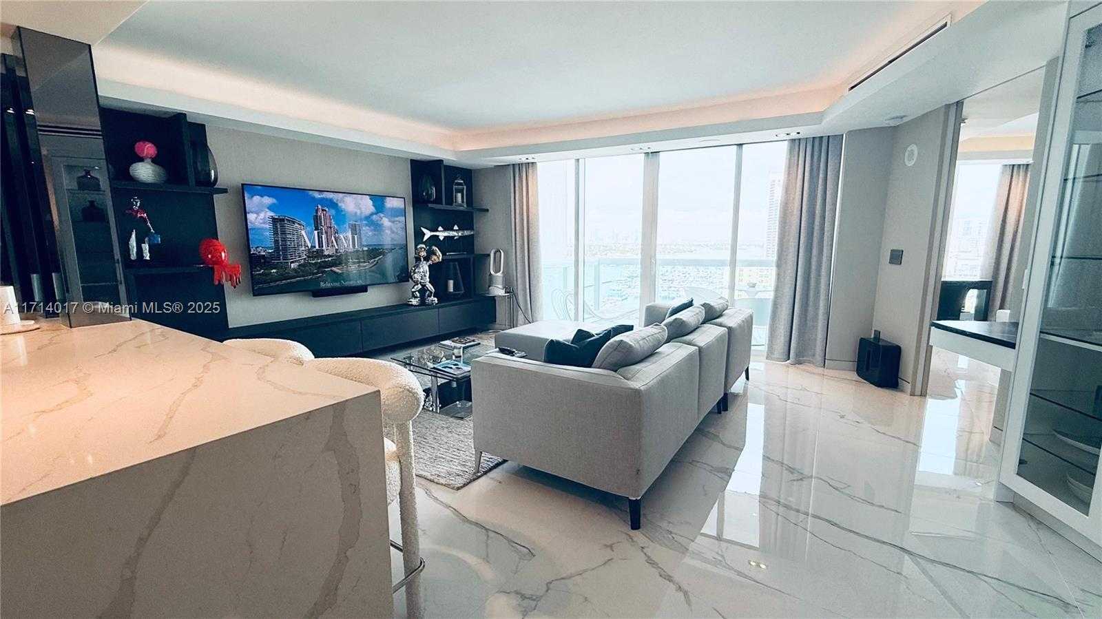 Small Image of 1000 SOUTH POINTE DR #PH1706, Miami Beach Number 2