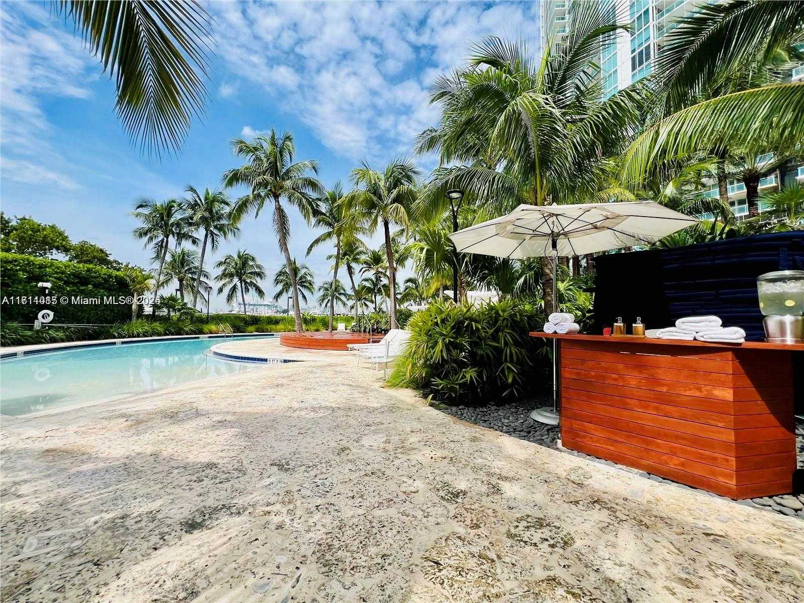 Small Image of 1000 SOUTH POINTE DR #PH1706, Miami Beach Number 28