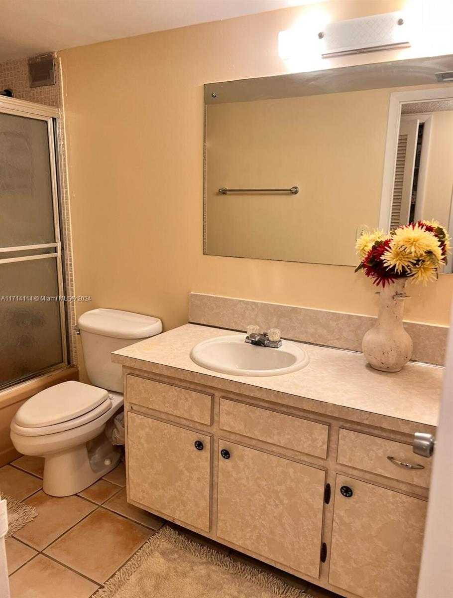 Small Image of 1410 SOUTH OCEAN DR #804, Hollywood Number 5