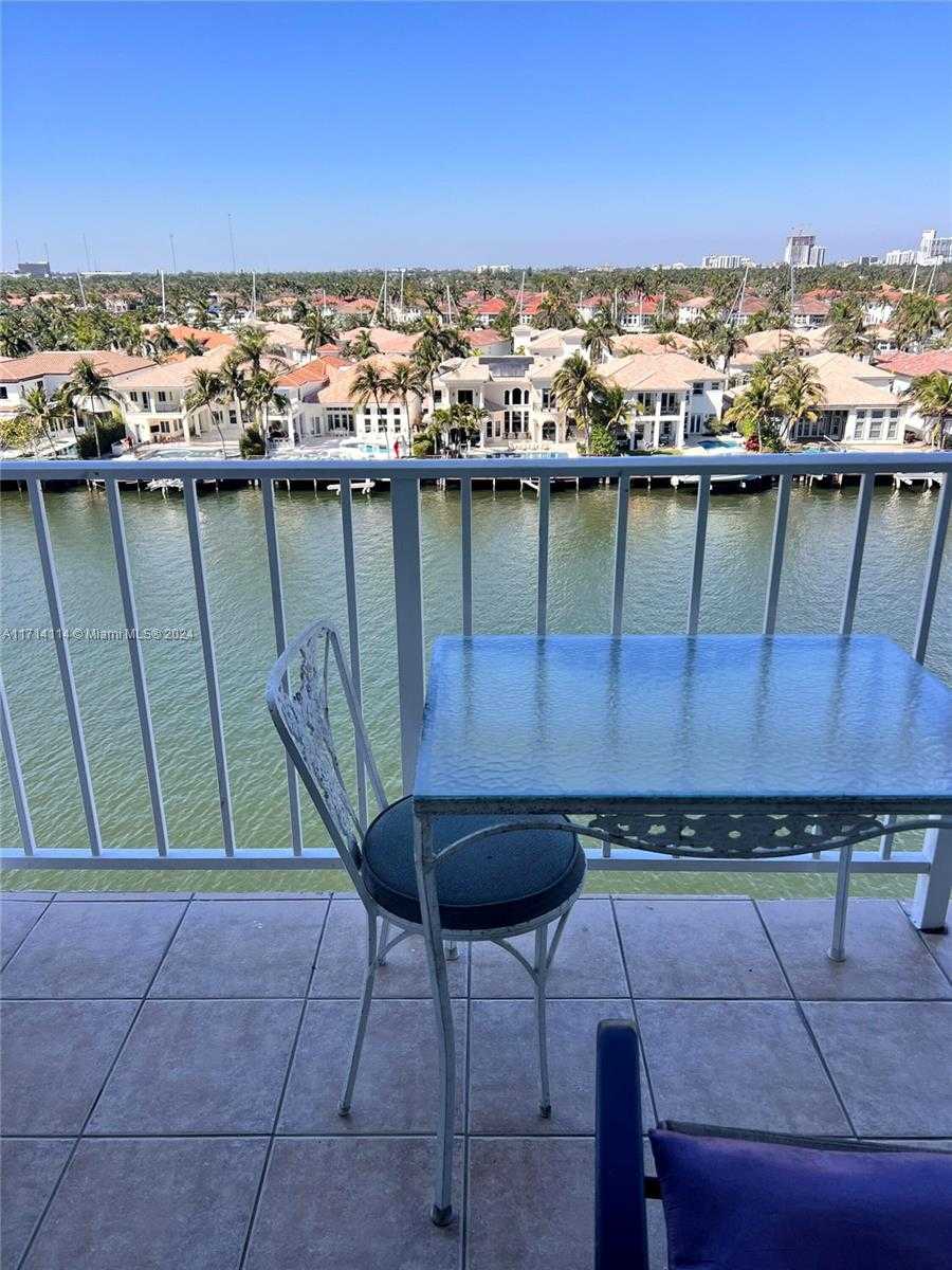 Small Image of 1410 SOUTH OCEAN DR #804, Hollywood Number 7