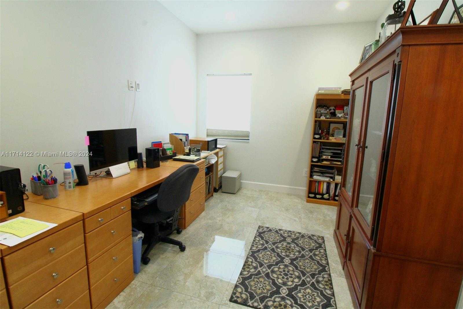 Small Image of 310 POINCIANA DR #802, Sunny Isles Beach Number 12