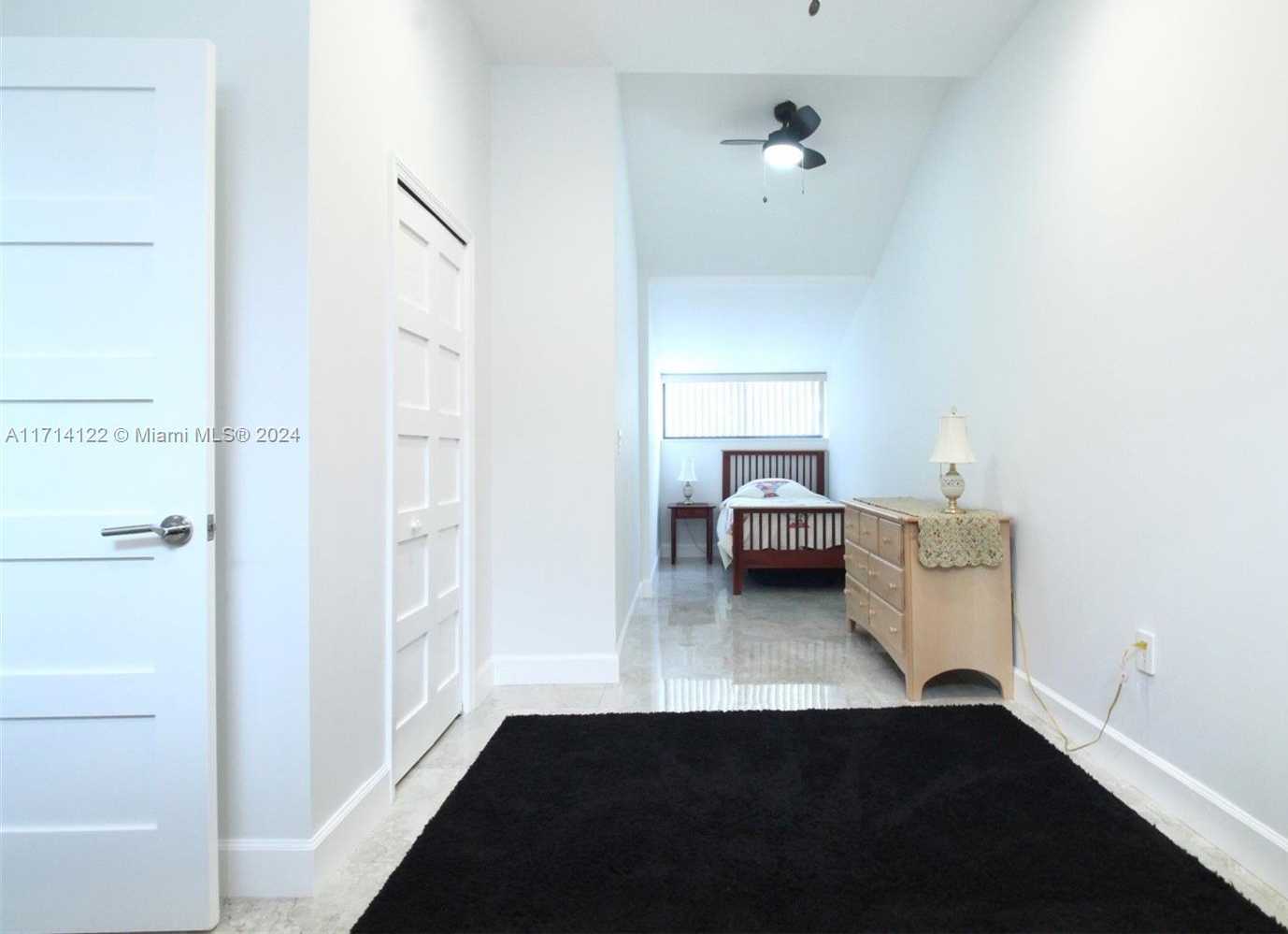 Small Image of 310 POINCIANA DR #802, Sunny Isles Beach Number 19