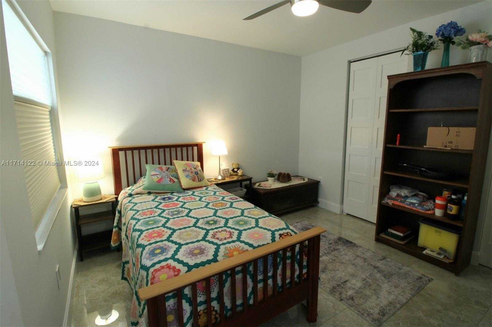 Small Image of 310 POINCIANA DR #802, Sunny Isles Beach Number 22