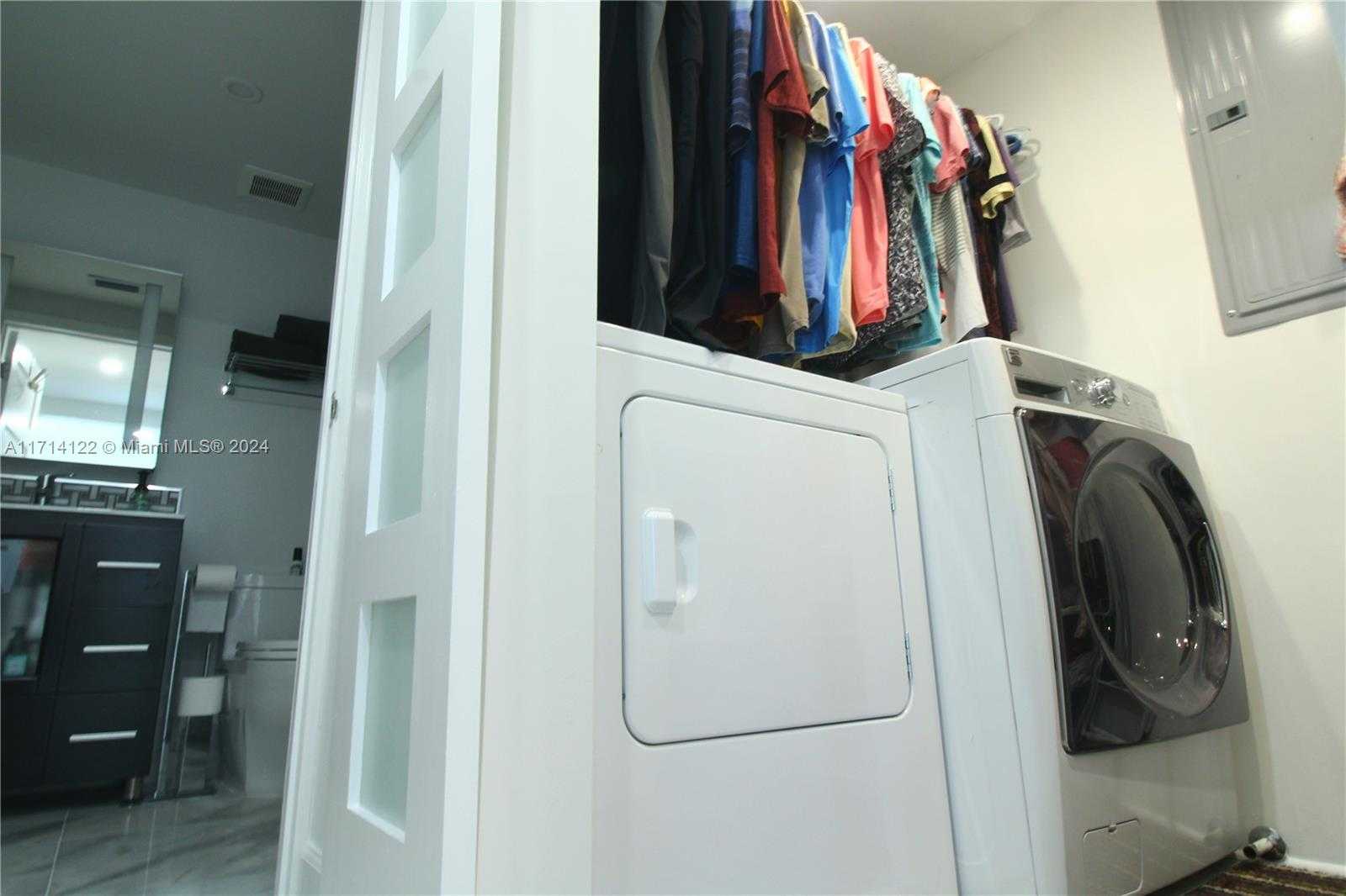 Small Image of 310 POINCIANA DR #802, Sunny Isles Beach Number 30