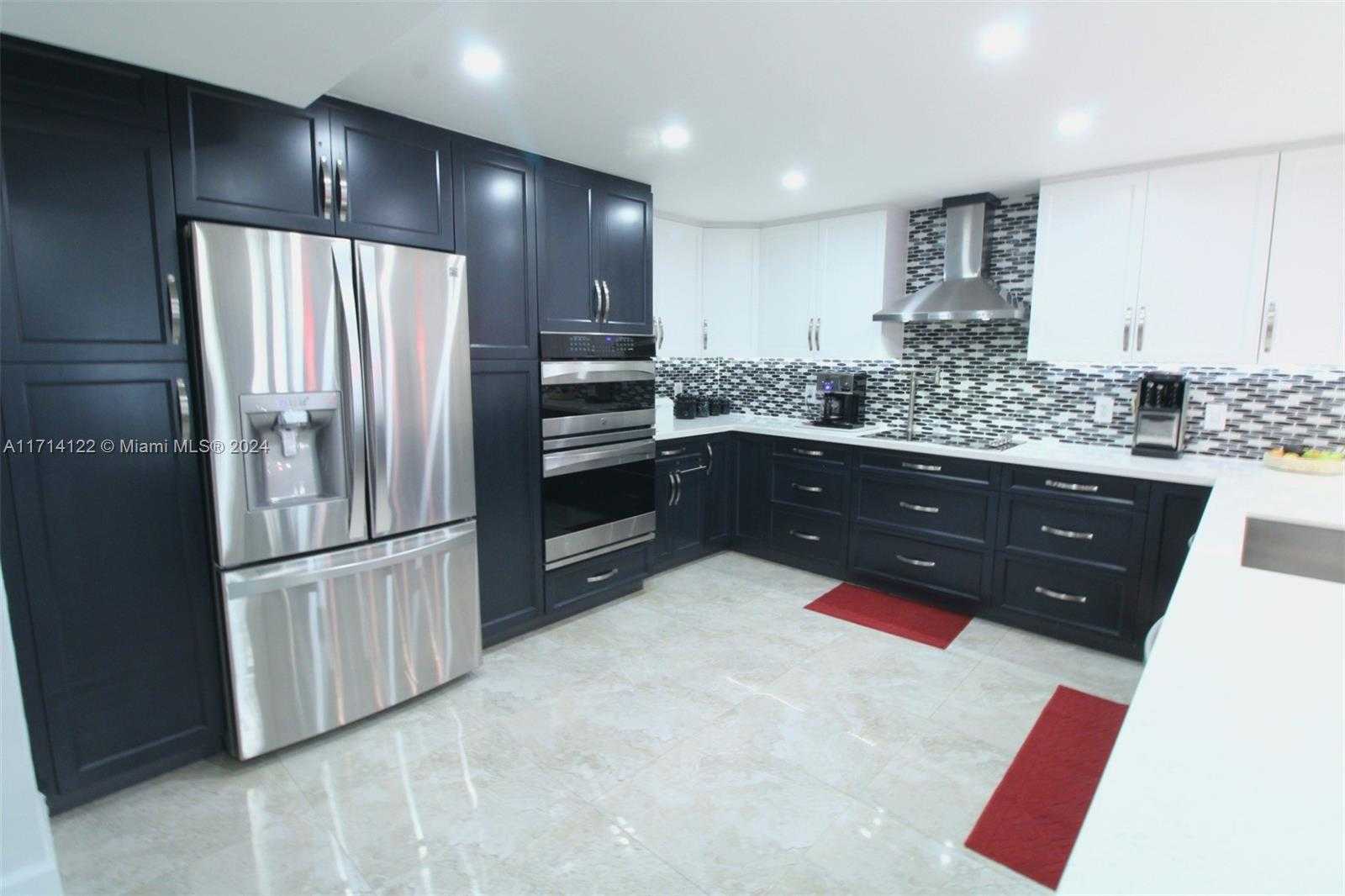 Small Image of 310 POINCIANA DR #802, Sunny Isles Beach Number 7