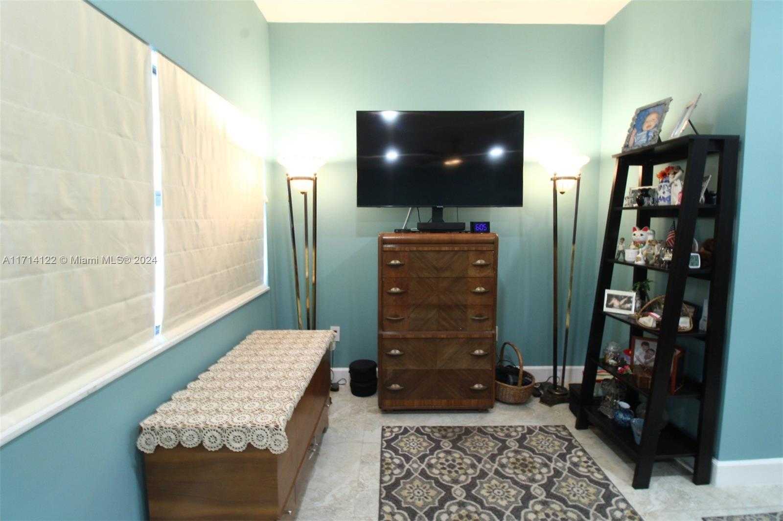 Small Image of 310 POINCIANA DR #802, Sunny Isles Beach Number 8