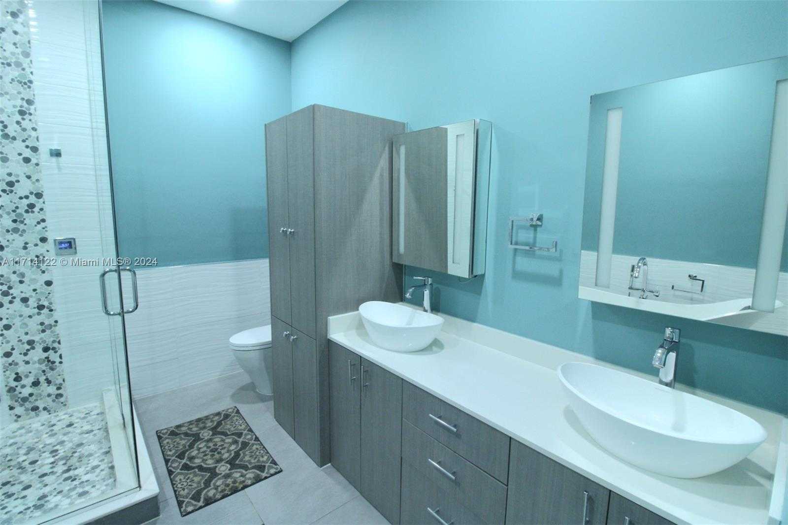 Small Image of 310 POINCIANA DR #802, Sunny Isles Beach Number 9