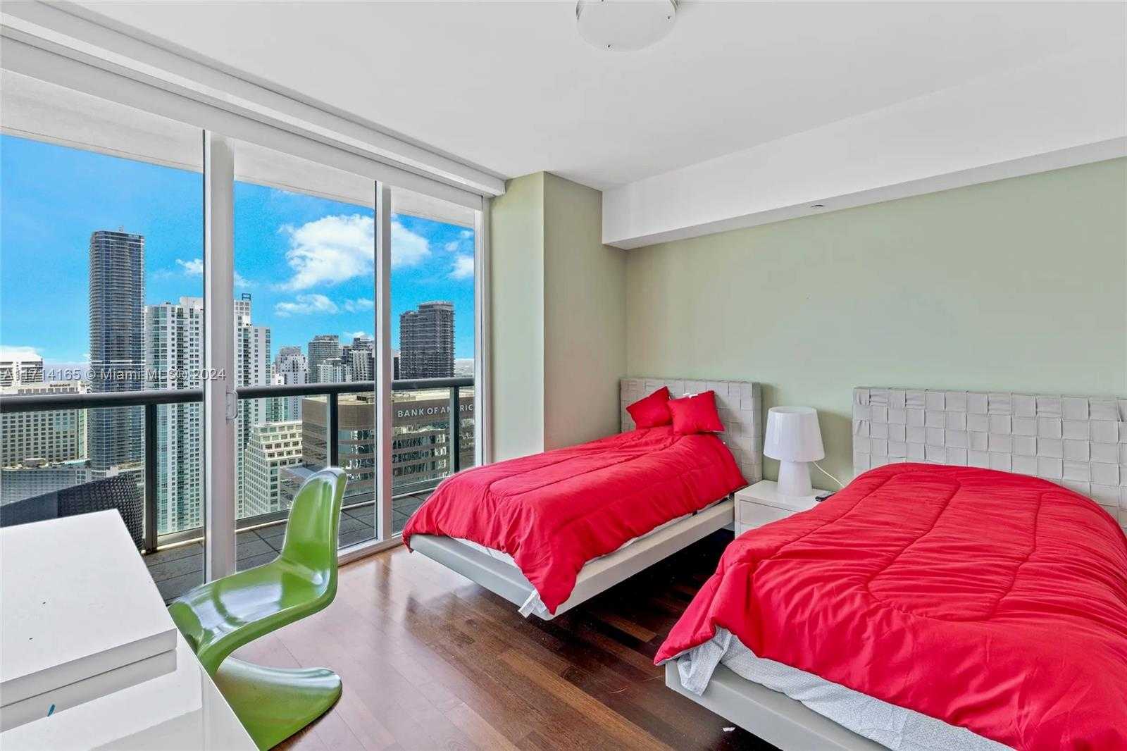 Small Image of 495 BRICKELL AVE #4805, Miami Number 12
