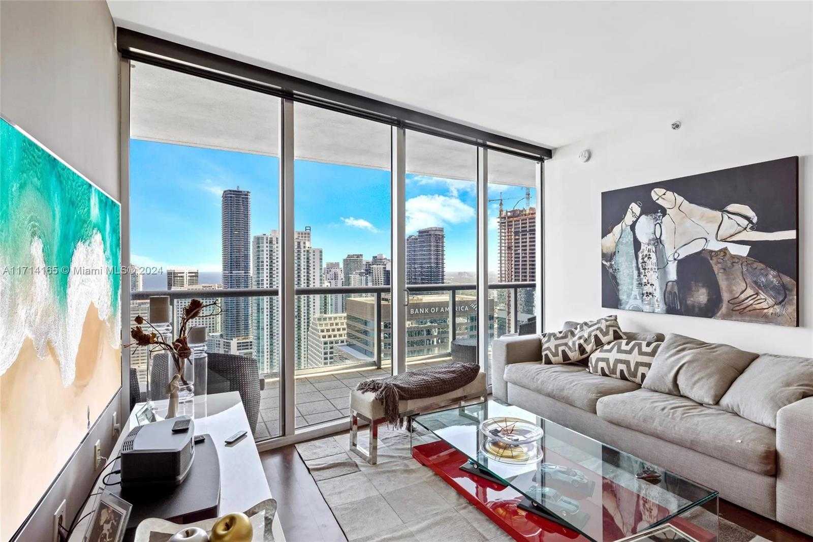 Small Image of 495 BRICKELL AVE #4805, Miami Number 8
