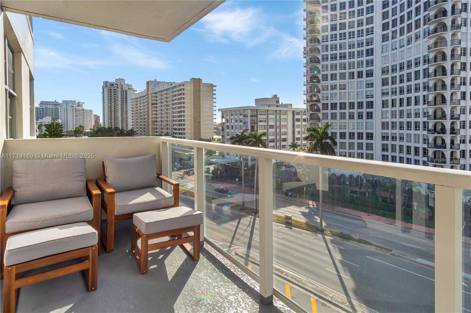 Small Image of 5701 COLLINS AVE #601, Miami Beach Number 20
