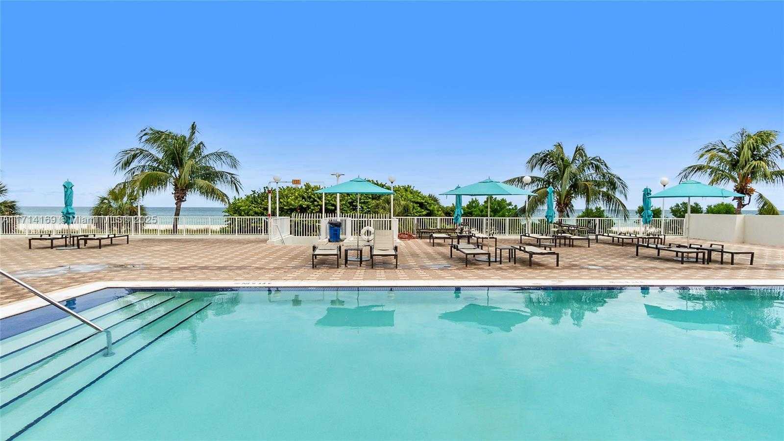 Small Image of 5701 COLLINS AVE #601, Miami Beach Number 24