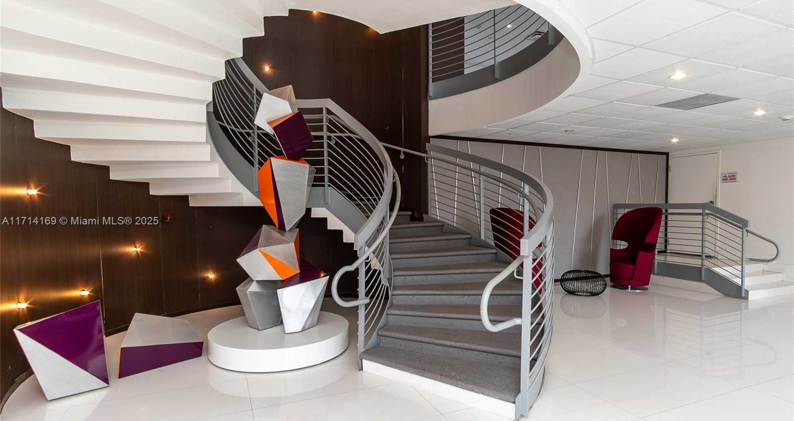 Small Image of 5701 COLLINS AVE #601, Miami Beach Number 30