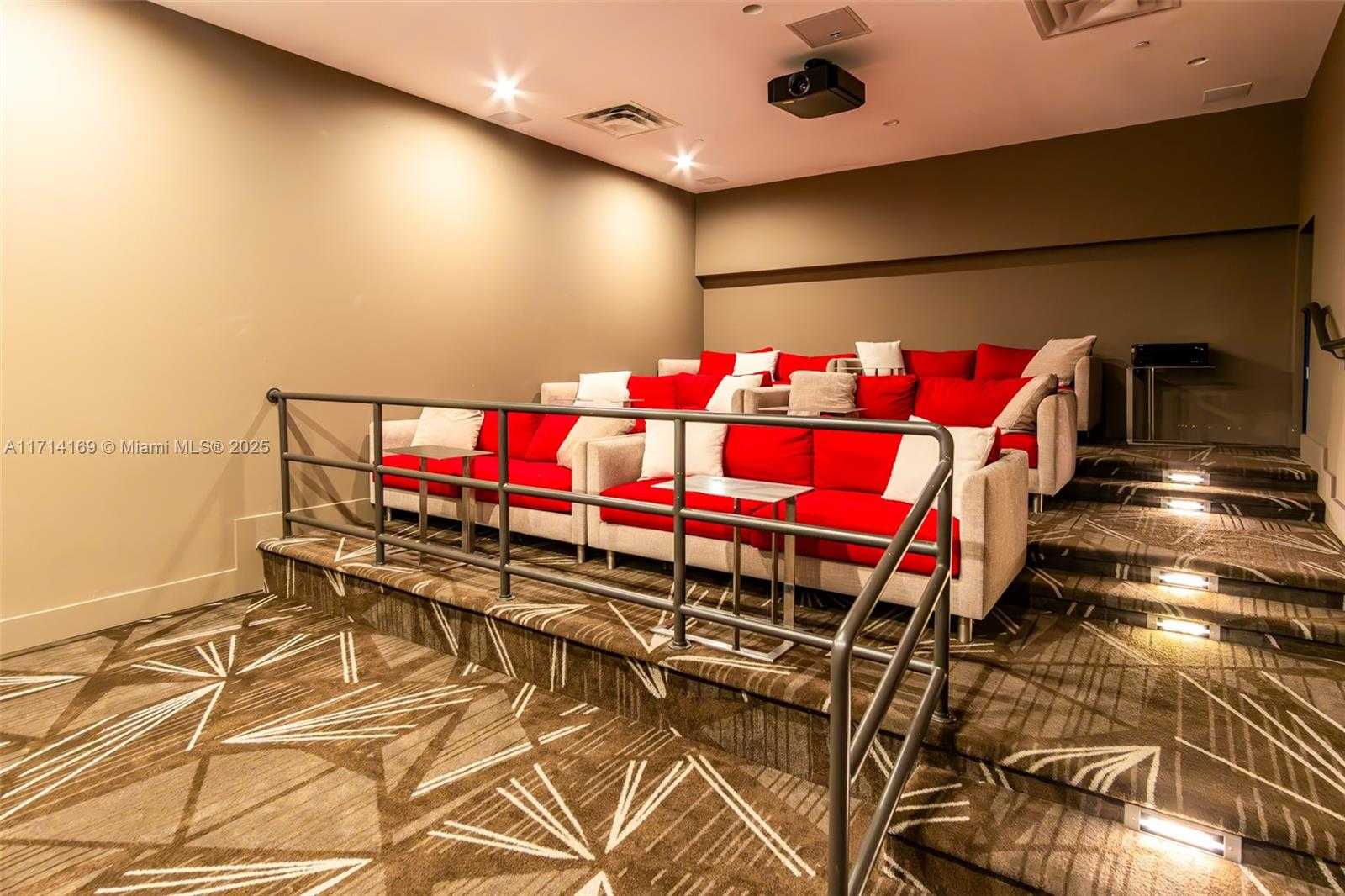 Small Image of 5701 COLLINS AVE #601, Miami Beach Number 33