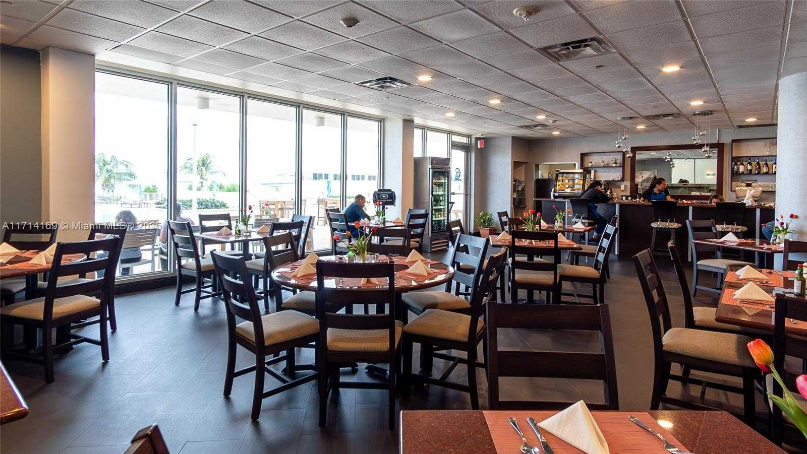 Small Image of 5701 COLLINS AVE #601, Miami Beach Number 37