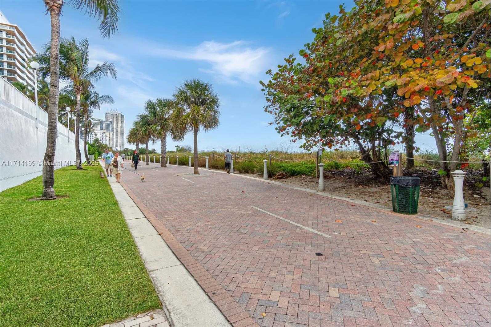 Small Image of 5701 COLLINS AVE #601, Miami Beach Number 49