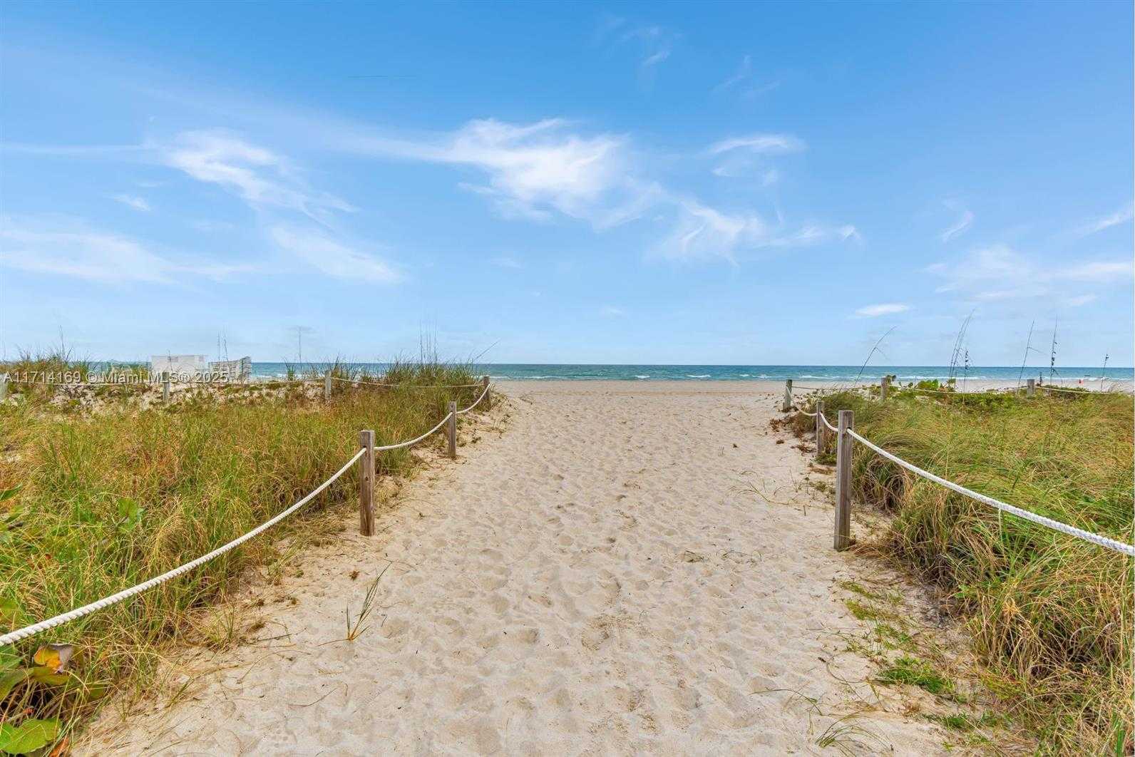 Small Image of 5701 COLLINS AVE #601, Miami Beach Number 52