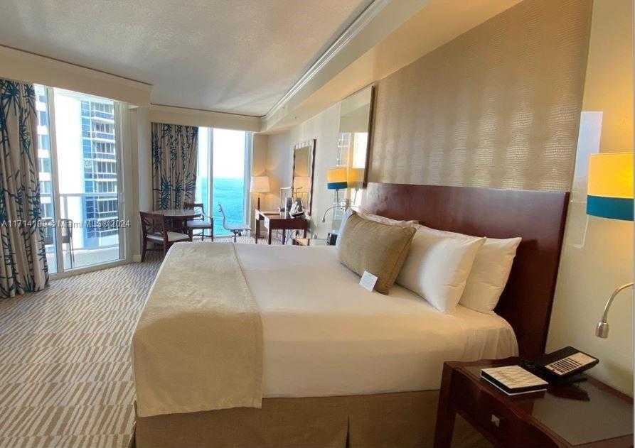 Small Image of 18001 COLLINS AVE #1604&1605, Sunny Isles Beach Number 13