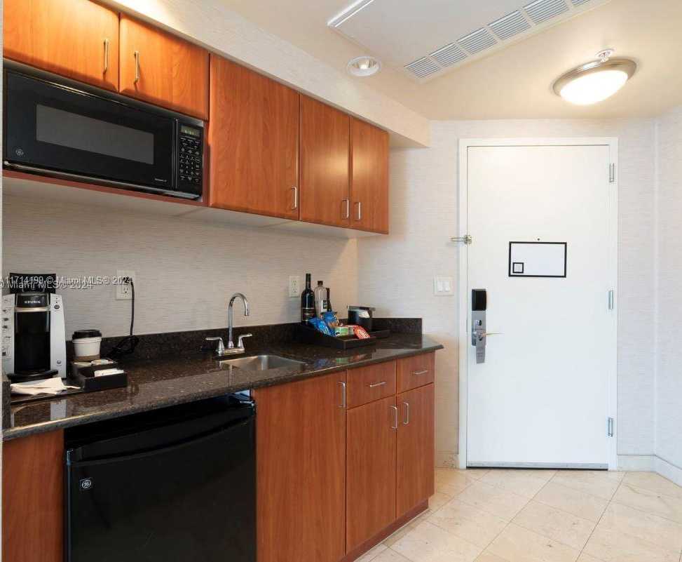 Small Image of 18001 COLLINS AVE #1604&1605, Sunny Isles Beach Number 17