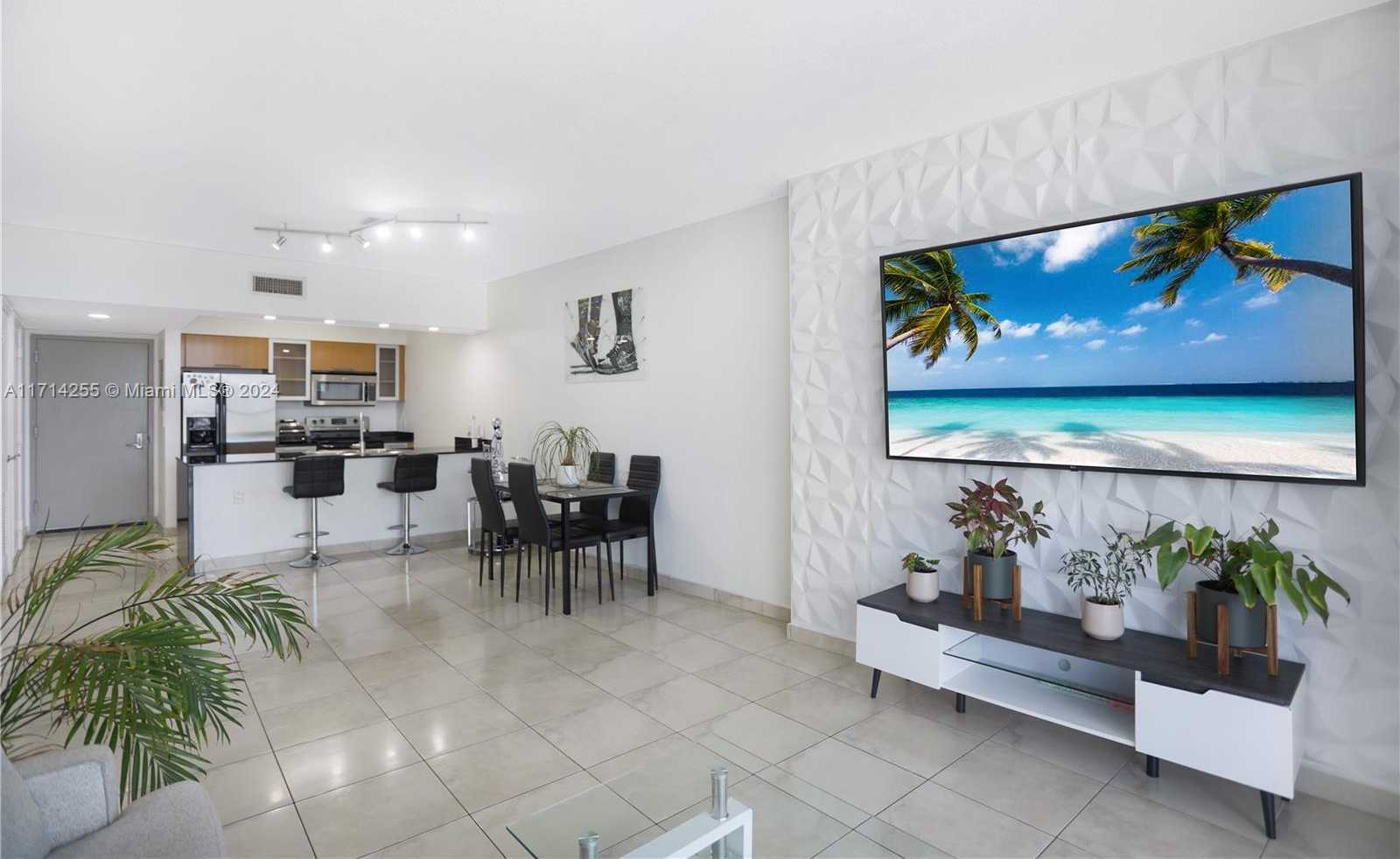 Small Image of 1750 NORTH BAYSHORE DR #3210, Miami Number 12