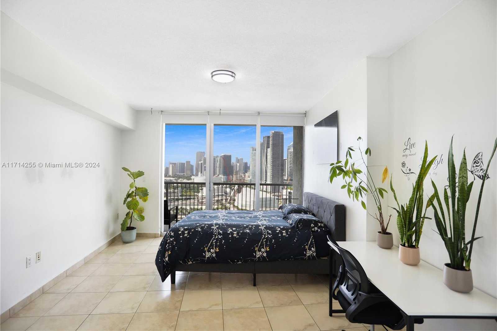Small Image of 1750 NORTH BAYSHORE DR #3210, Miami Number 29