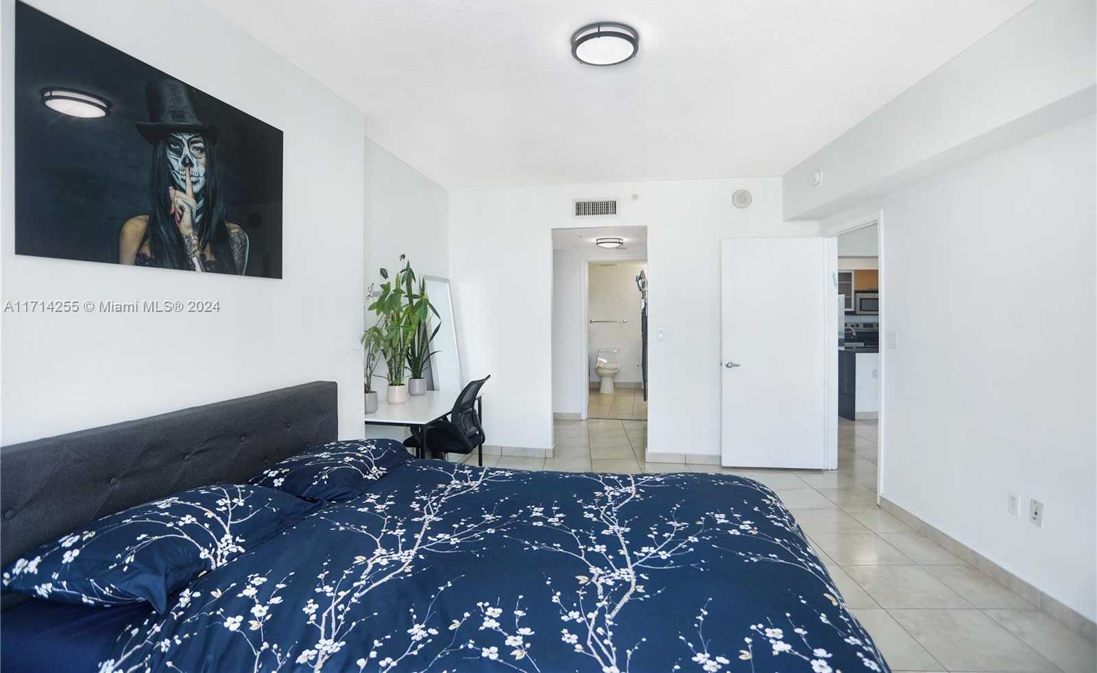 Small Image of 1750 NORTH BAYSHORE DR #3210, Miami Number 34