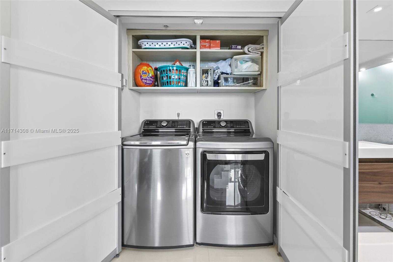 Small Image of 650 WEST AVE #2407, Miami Beach Number 26