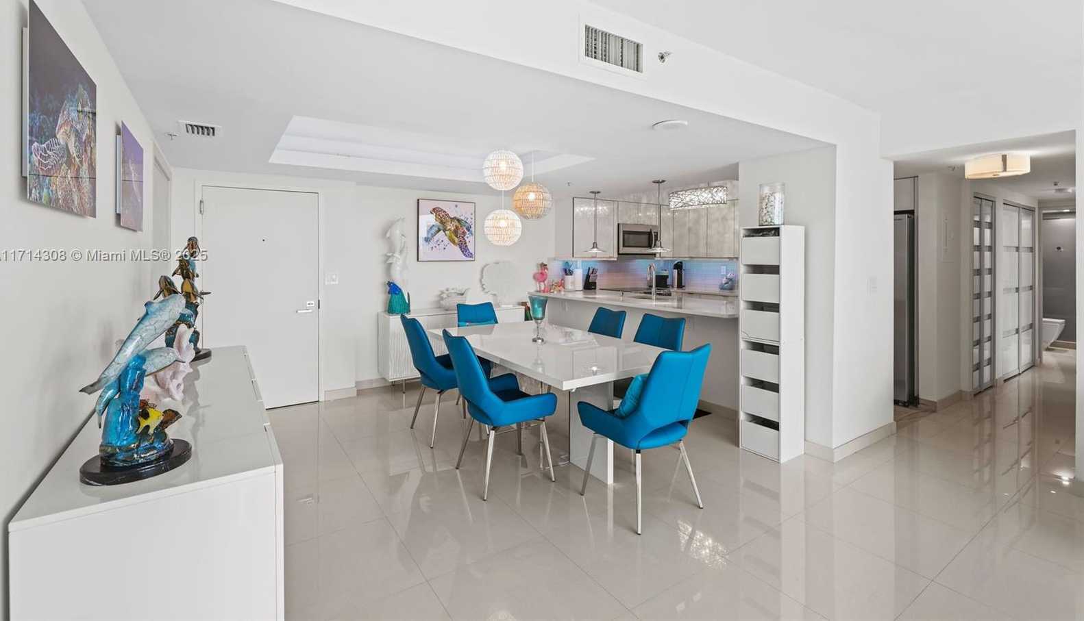 Small Image of 650 WEST AVE #2407, Miami Beach Number 4