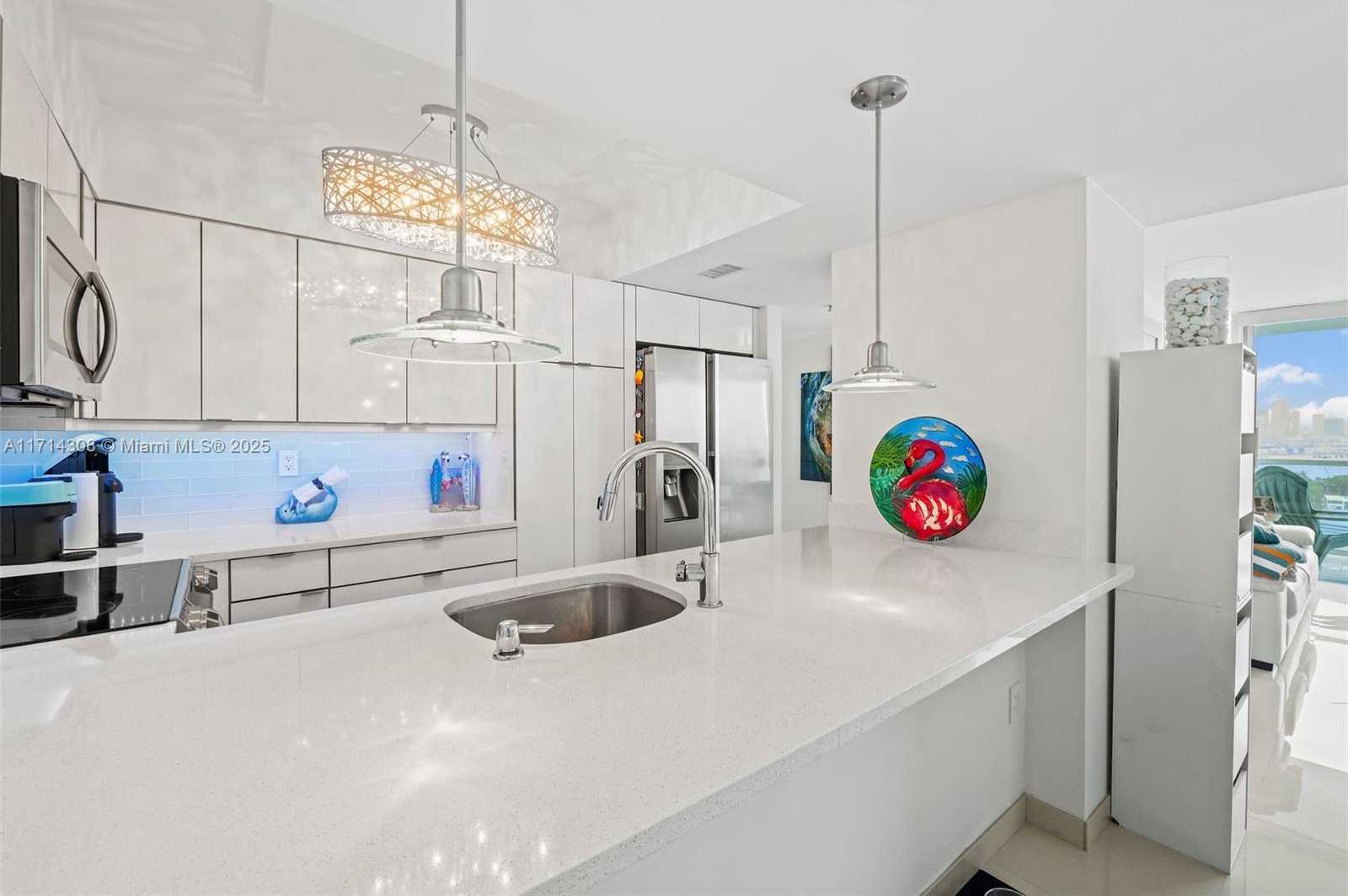 Small Image of 650 WEST AVE #2407, Miami Beach Number 7