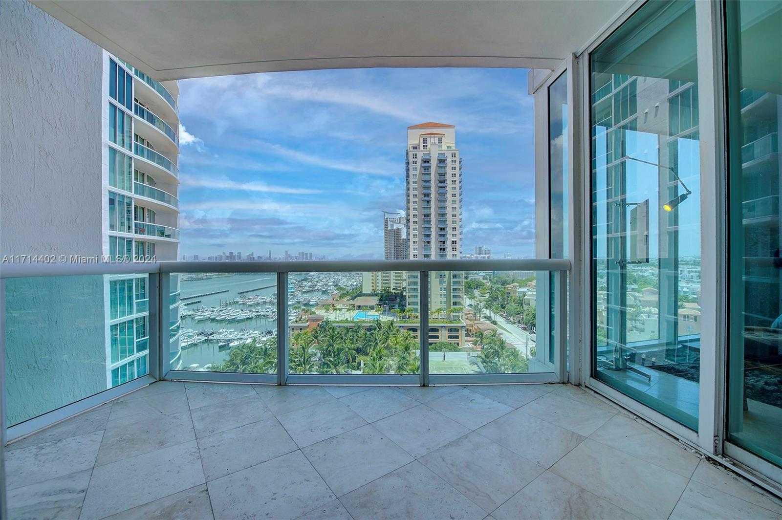 Small Image of 1000 SOUTH POINTE DR #1406, Miami Beach Number 18
