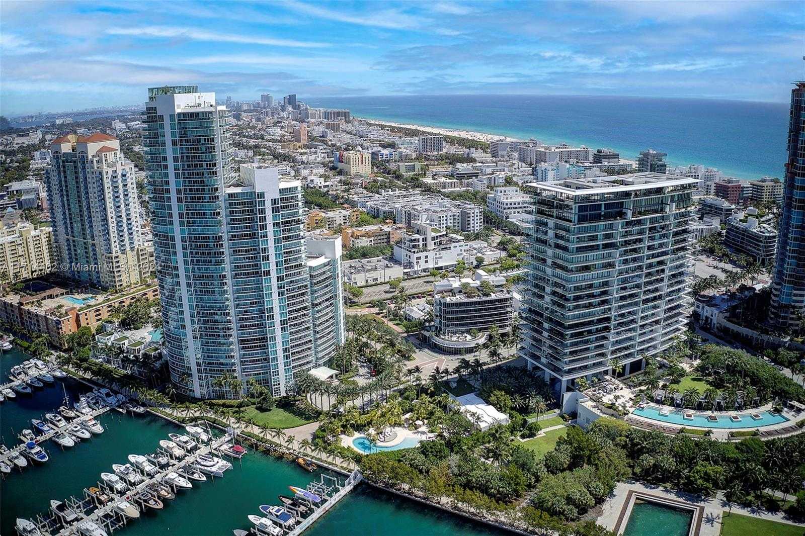 Small Image of 1000 SOUTH POINTE DR #1406, Miami Beach Number 3