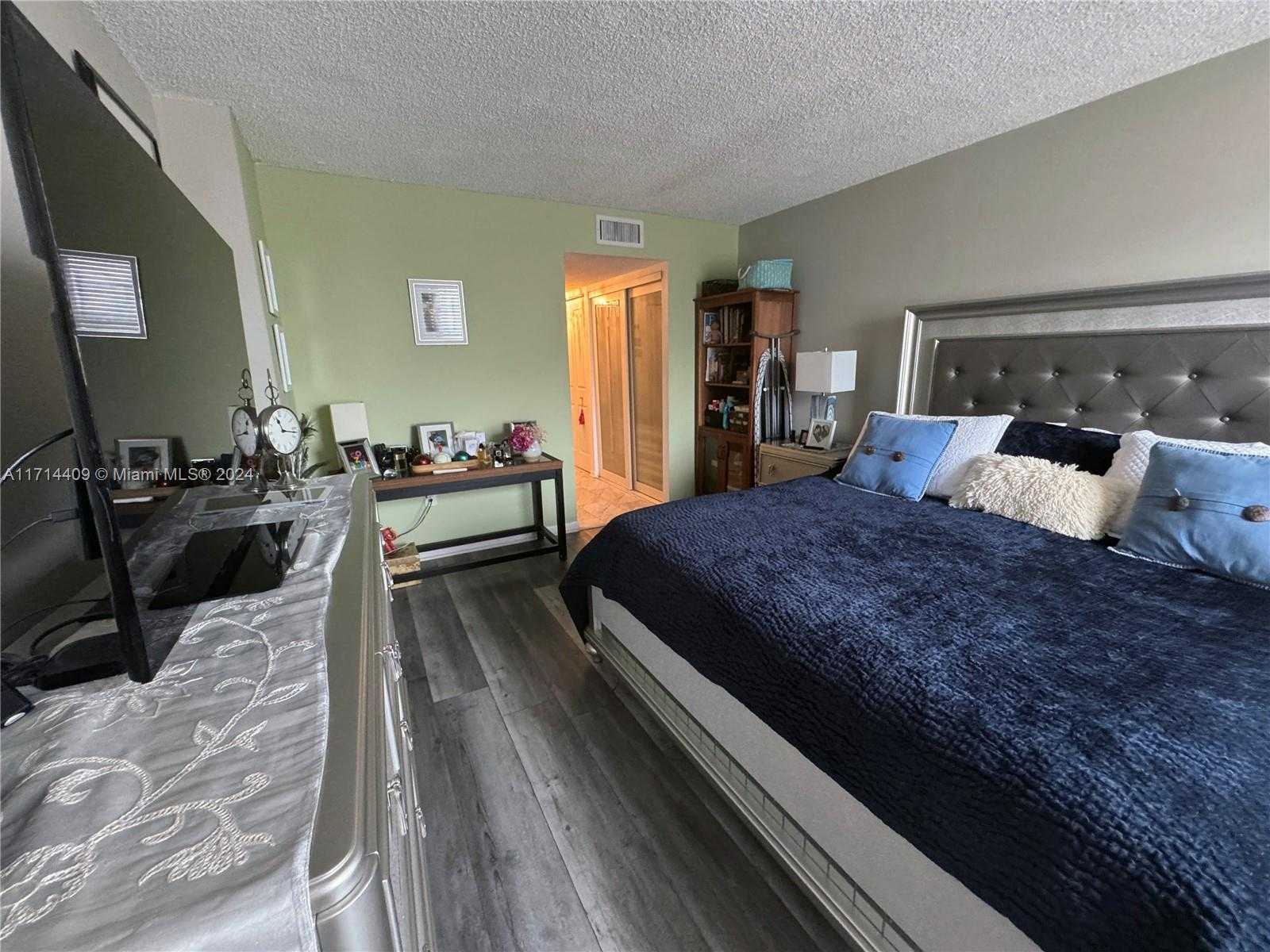 Small Image of 2851 NORTH EAST 183RD ST #303E, Aventura Number 25