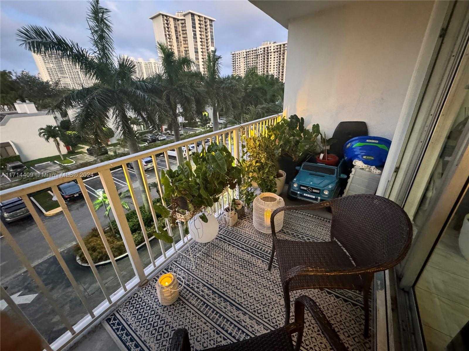 Small Image of 2851 NORTH EAST 183RD ST #303E, Aventura Number 40
