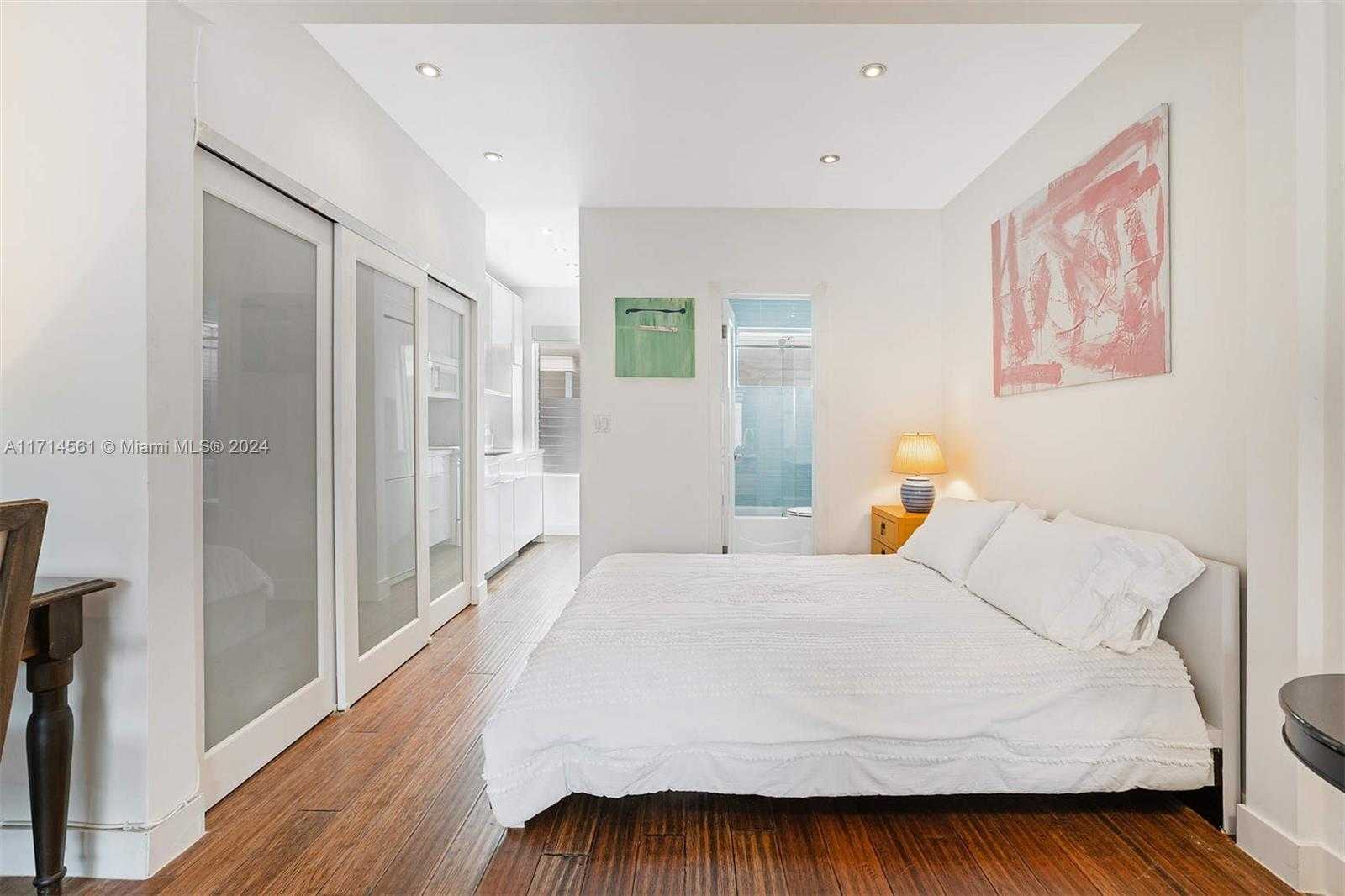 Small Image of 1050 PENNSYLVANIA AVE #29, Miami Beach Number 13