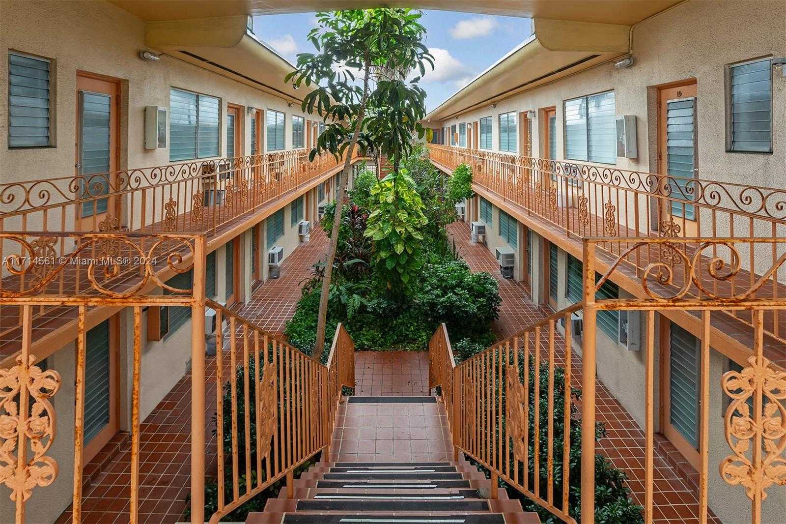 Small Image of 1050 PENNSYLVANIA AVE #29, Miami Beach Number 22