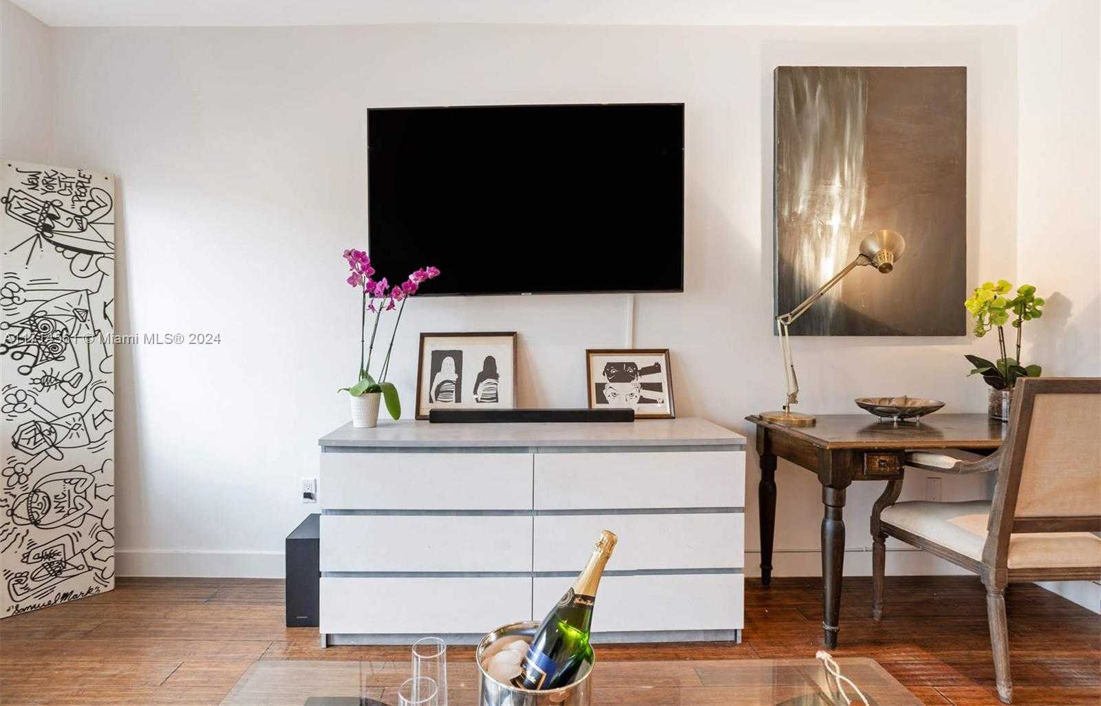Small Image of 1050 PENNSYLVANIA AVE #29, Miami Beach Number 5
