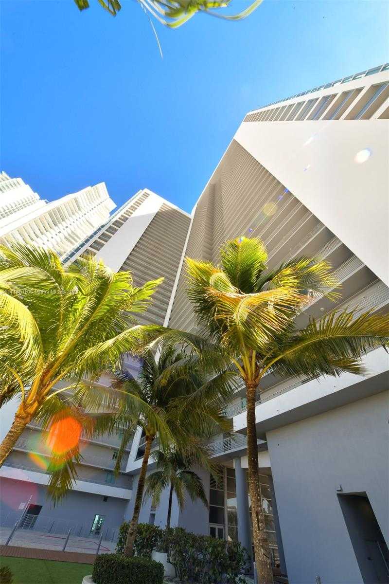 Small Image of 888 BISCAYNE BLVD #2511, Miami Number 24