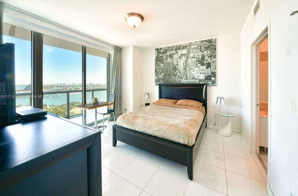 Small Image of 888 BISCAYNE BLVD #2511, Miami Number 6