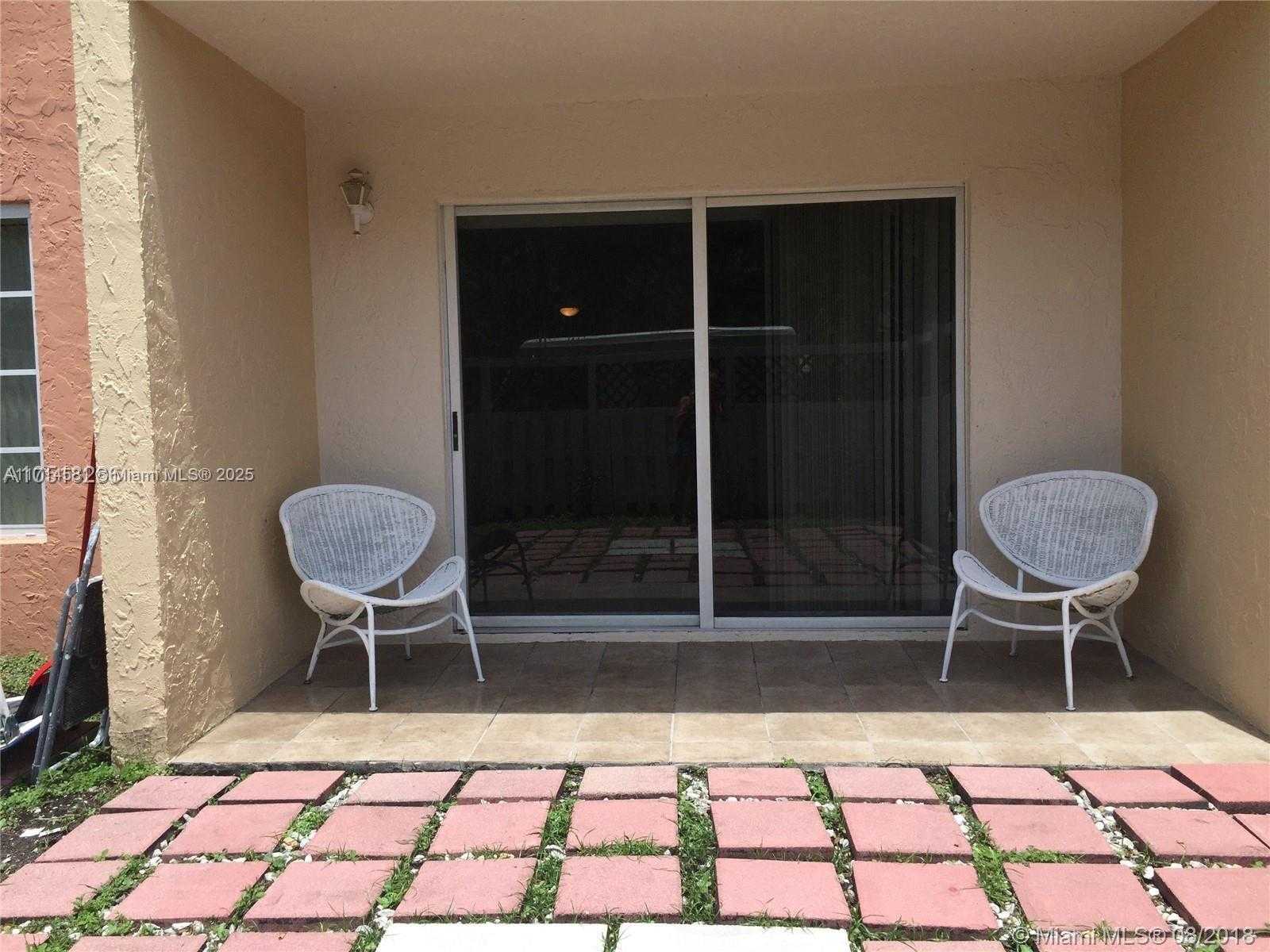 Small Image of 5201 GENEVA WAY #108, Doral Number 18