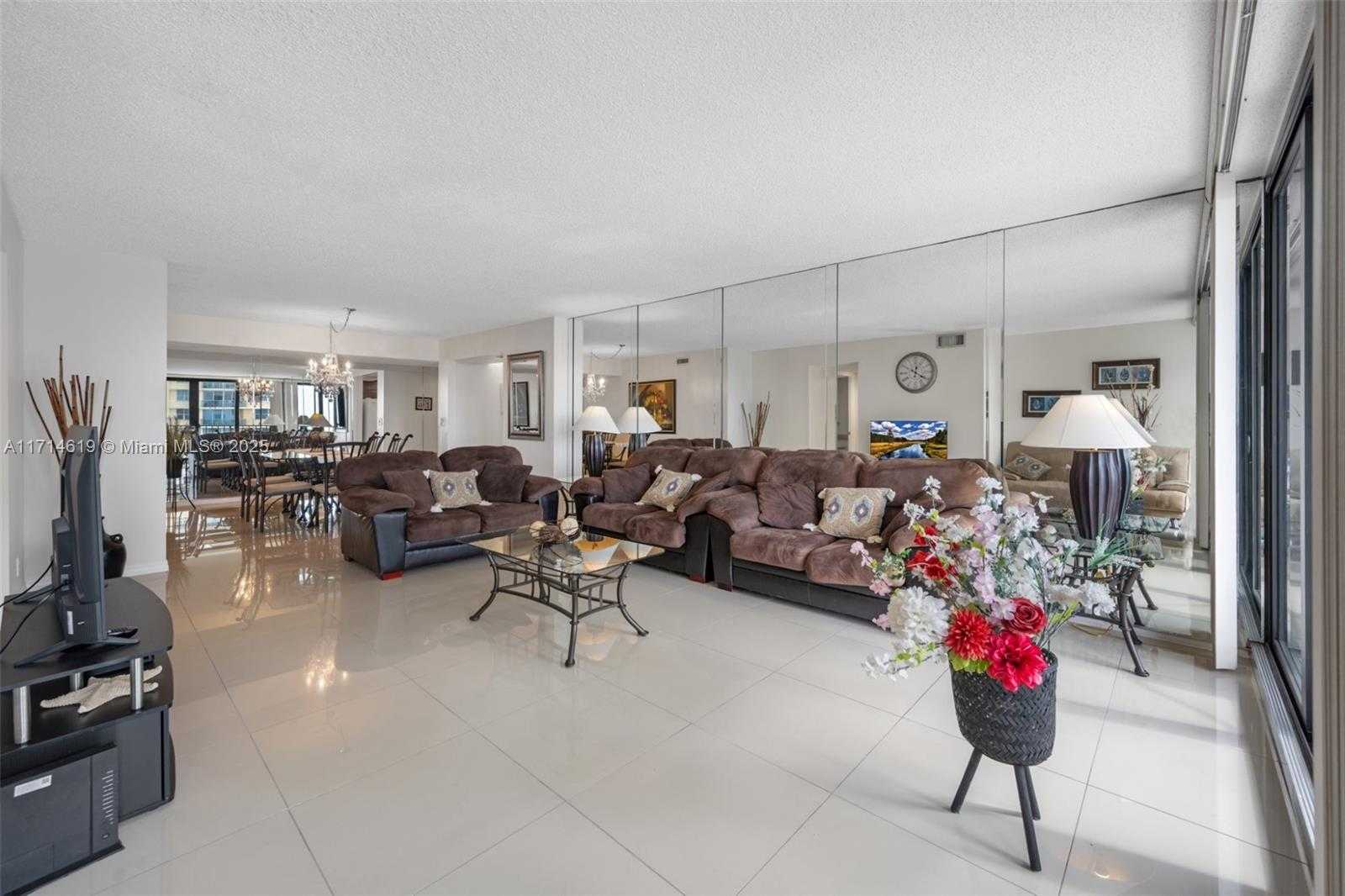 Small Image of 2401 SOUTH OCEAN DR #1007, Hollywood Number 21