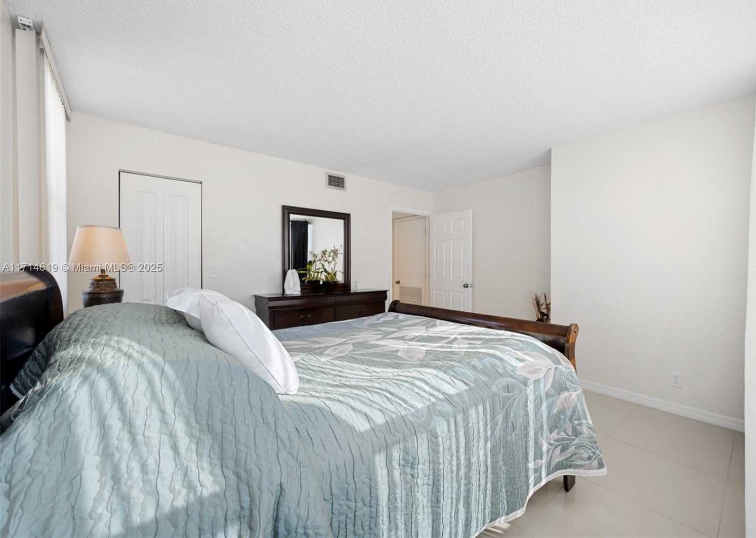Small Image of 2401 SOUTH OCEAN DR #1007, Hollywood Number 28