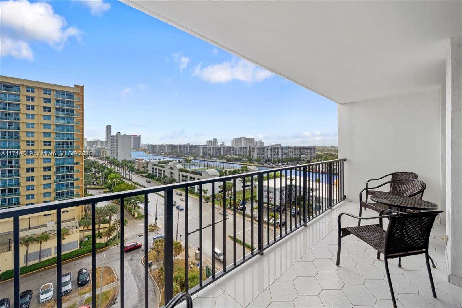 Small Image of 2401 SOUTH OCEAN DR #1007, Hollywood Number 9