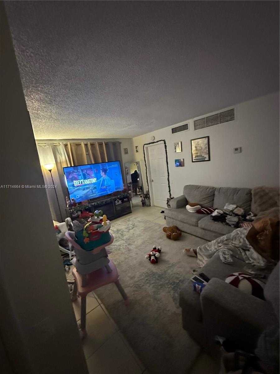 Imagen de Pequeño Objeto