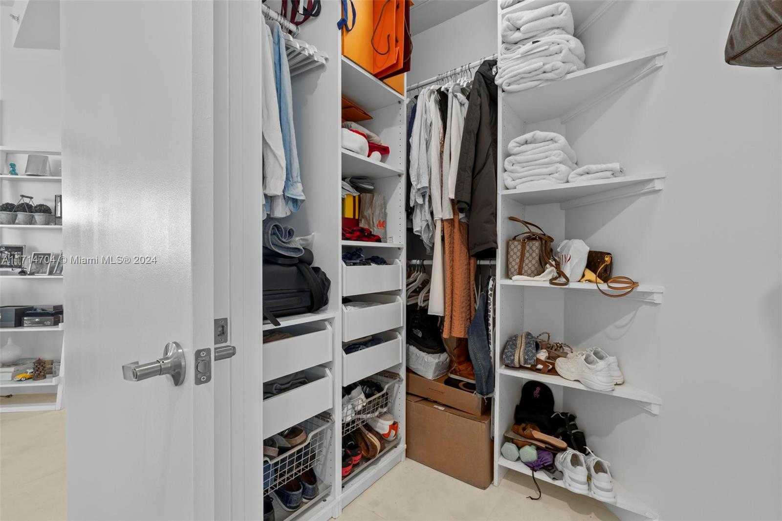 Small Image of 18201 COLLINS AVE #201A, Sunny Isles Beach Number 24