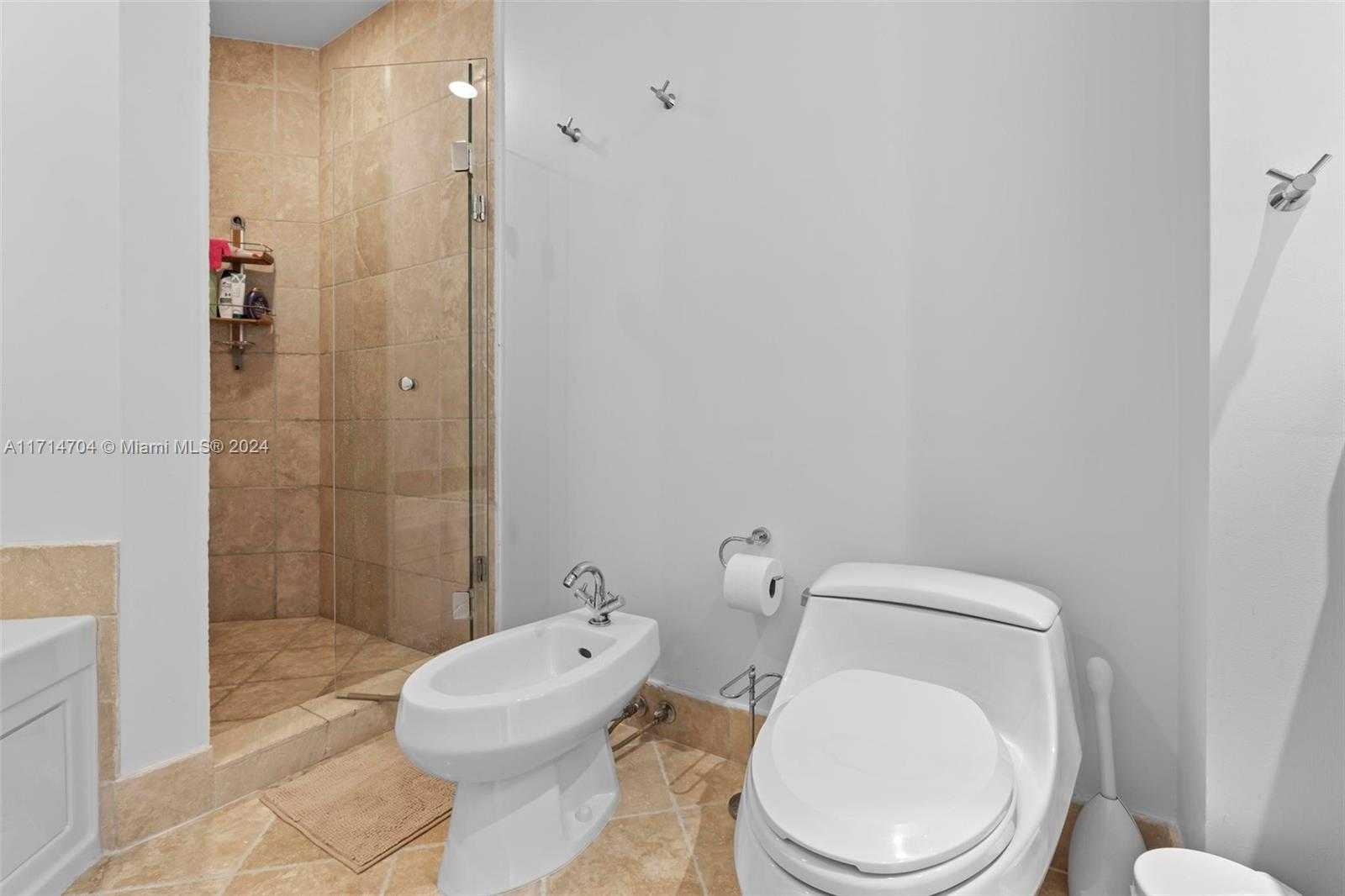 Small Image of 18201 COLLINS AVE #201A, Sunny Isles Beach Number 26