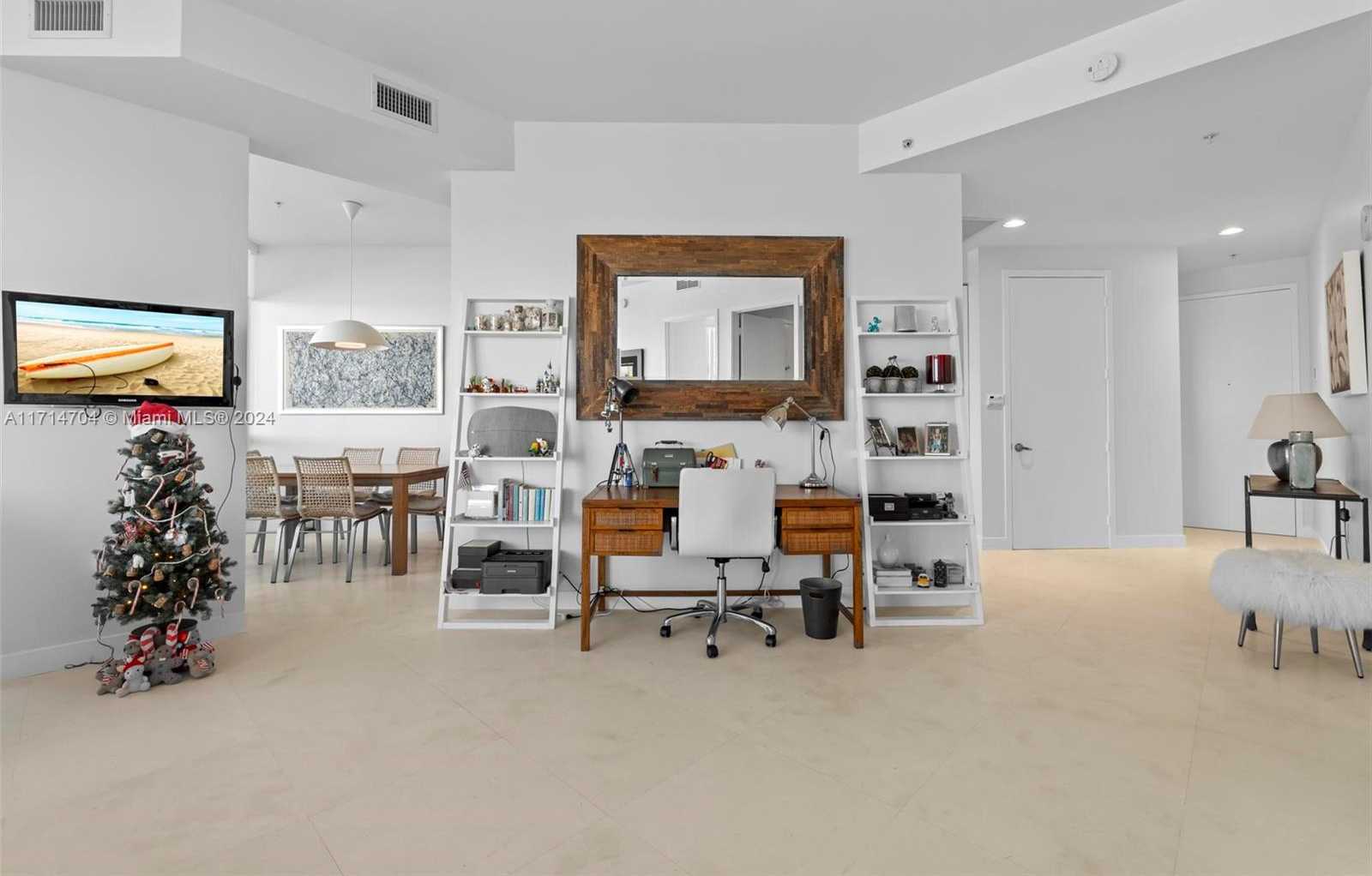 Small Image of 18201 COLLINS AVE #201A, Sunny Isles Beach Number 9