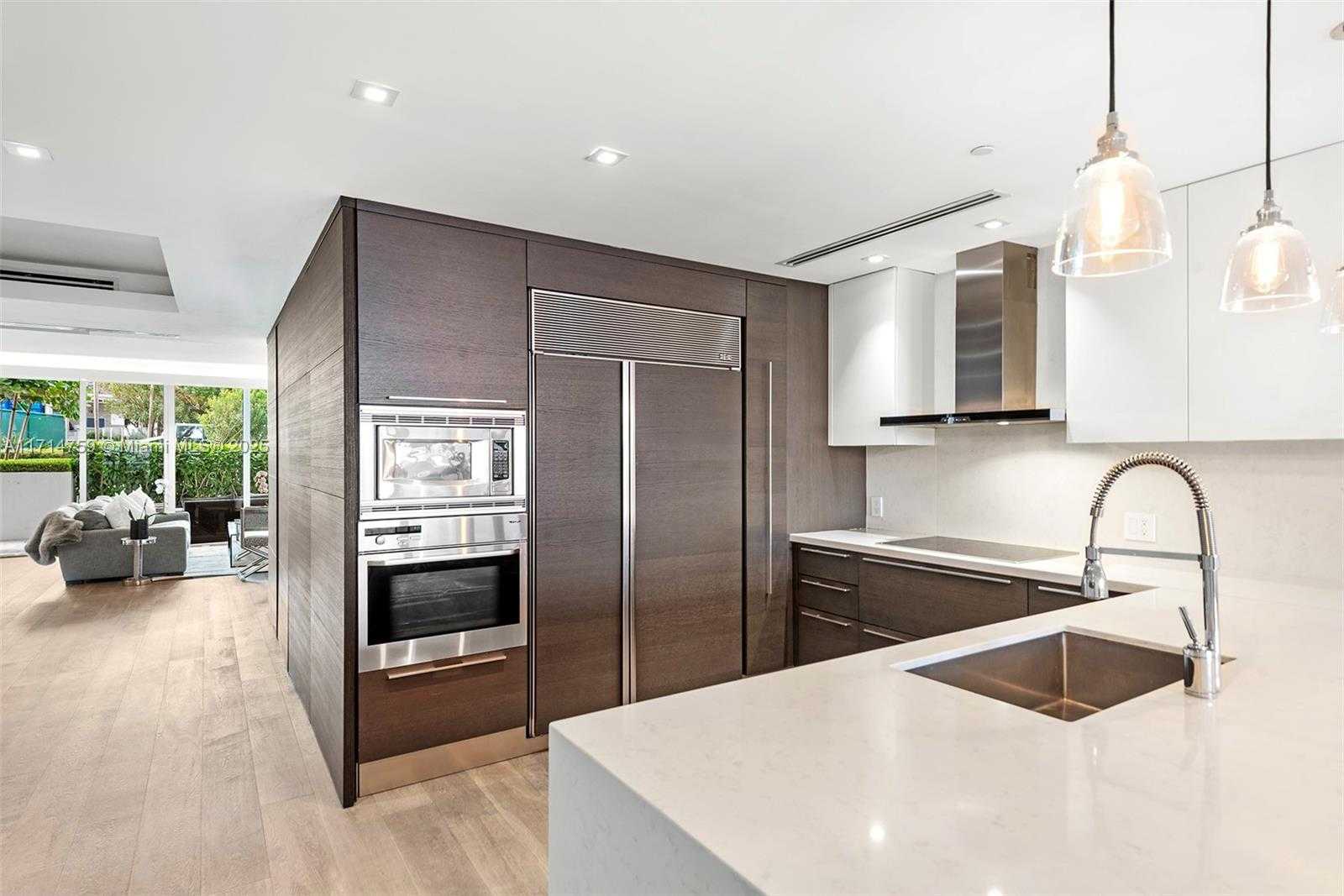 Small Image of 400 ALTON RD #509, Miami Beach Number 11