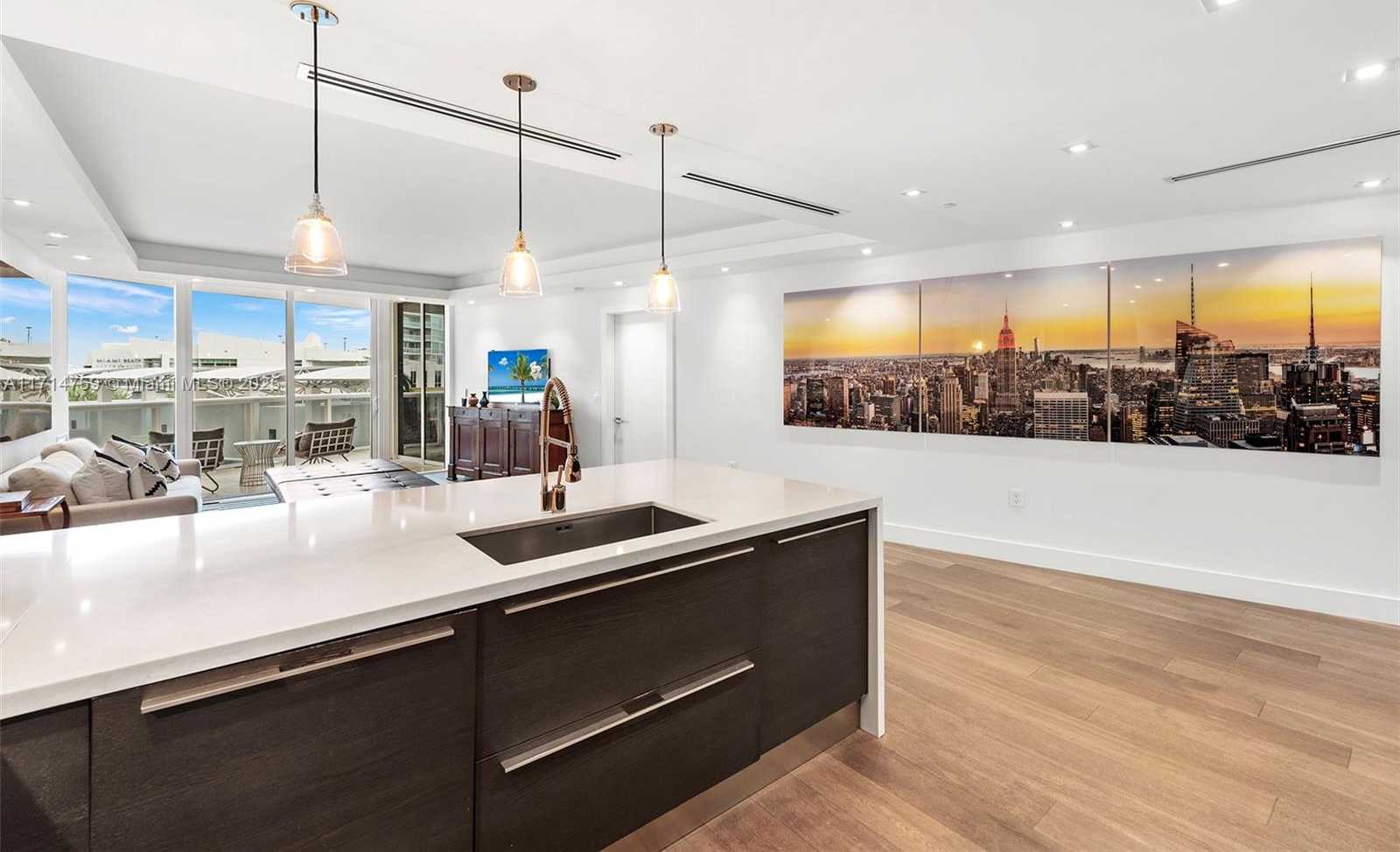 Small Image of 400 ALTON RD #509, Miami Beach Number 12