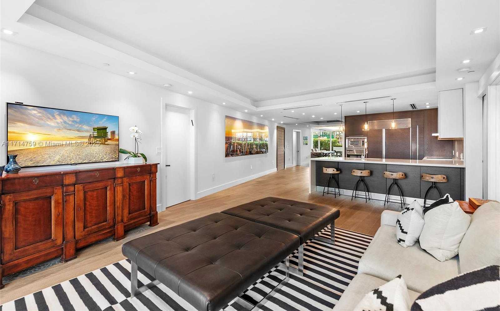 Small Image of 400 ALTON RD #509, Miami Beach Number 3