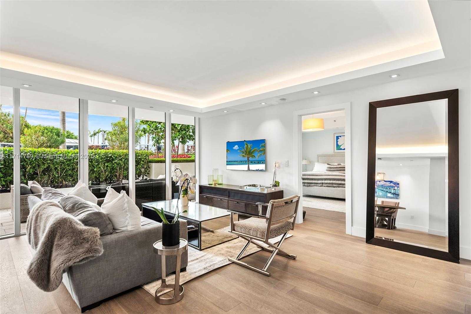 Small Image of 400 ALTON RD #509, Miami Beach Number 8
