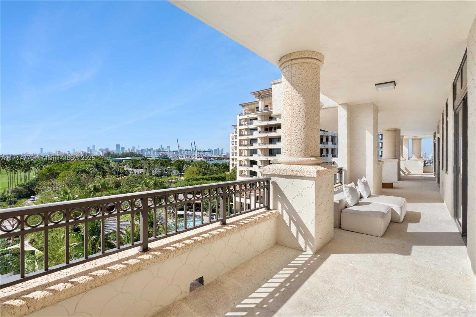 Small Image of 7061 FISHER ISLAND DR #7061, Miami Beach Number 39